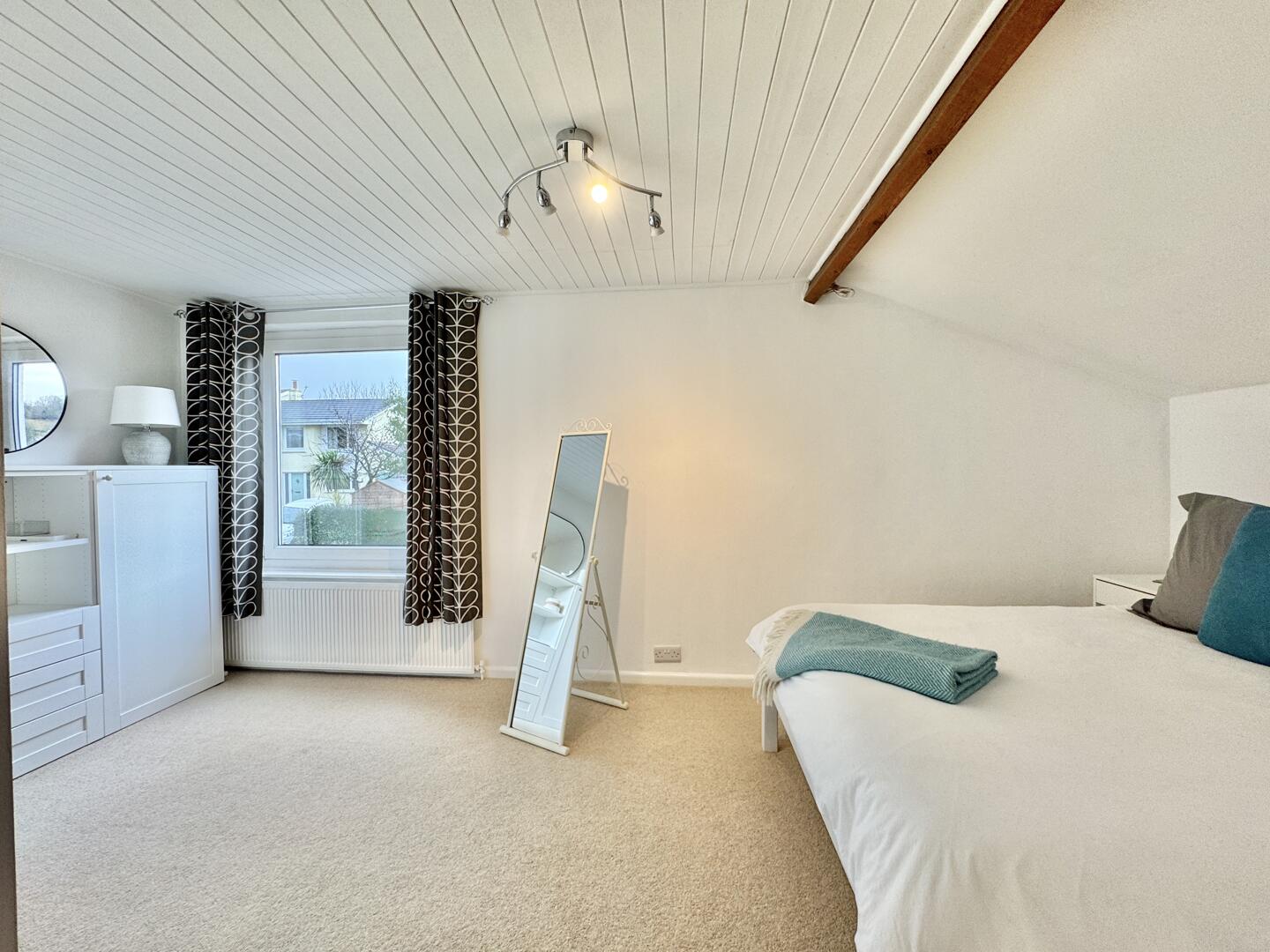 Roseland Crescent, Chacewater, Truro